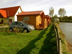 Wooden cottage 1